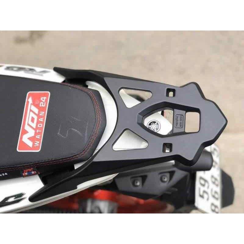 Cảng sau xe winner X winne Ex150