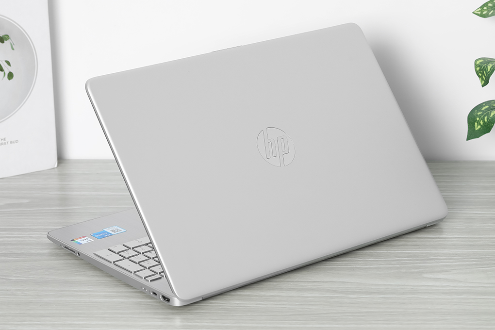 Máy Tính Xách Tay Laptop HP 15s-fq5078TU Bạc - Hàng Chính Hãng