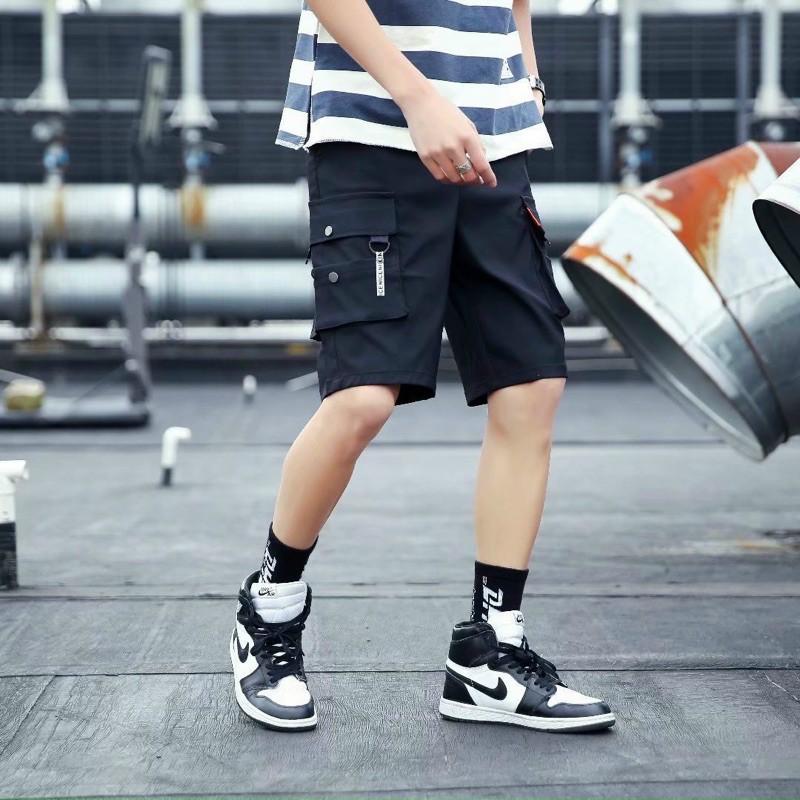 Quần short hộp dây chữ
