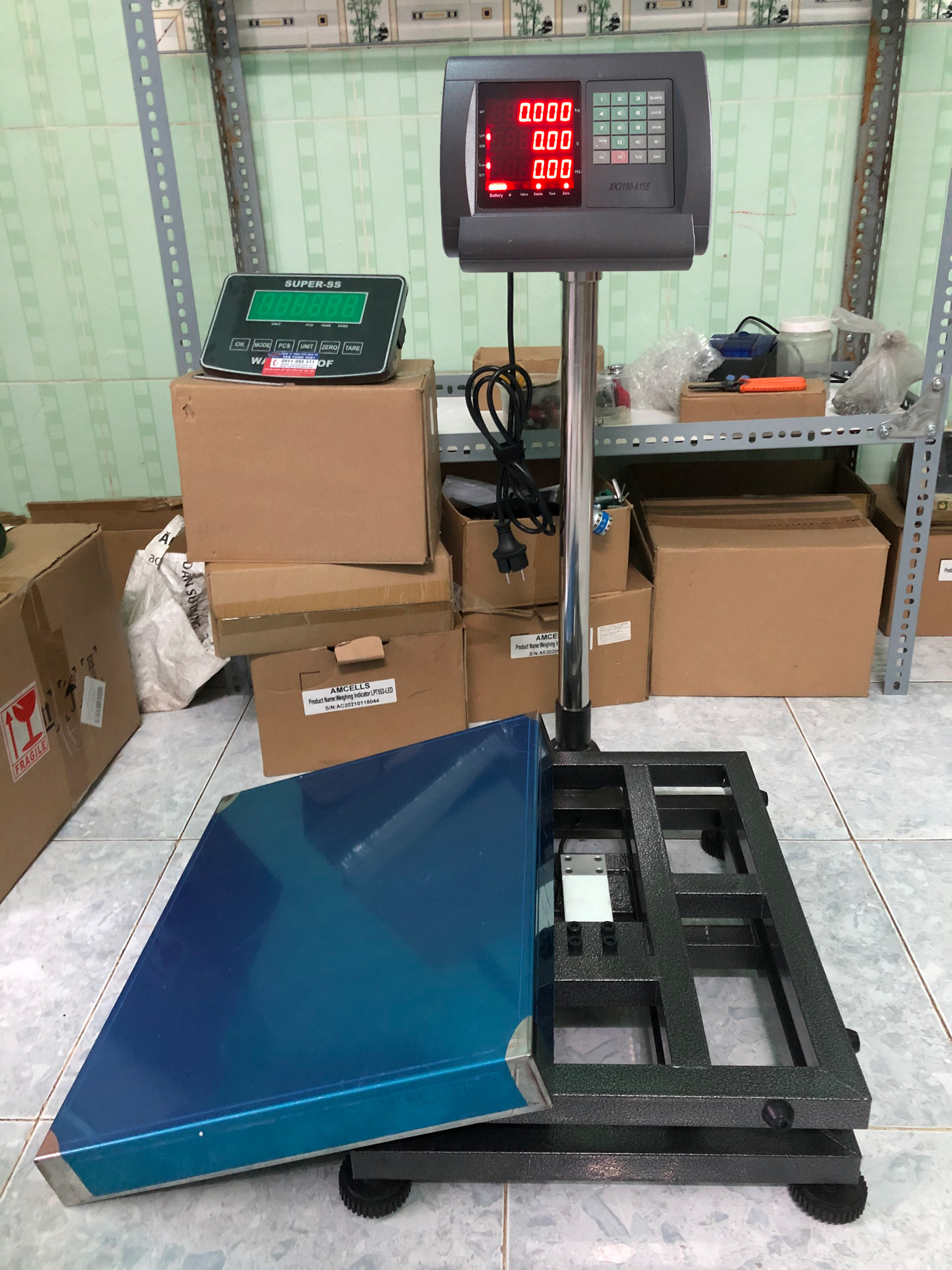 Cân Bàn Điện Tử A15E 120 kg
