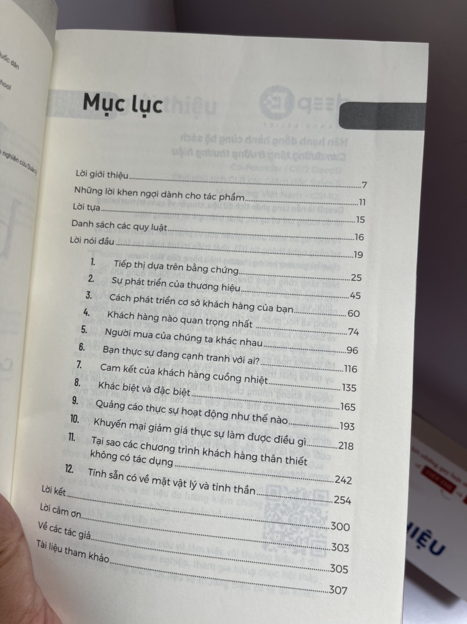 (combo 2 cuốn) HOW BRANDS GROW - CON ĐƯỜNG TĂNG TRƯỞNG THƯƠNG HIỆU – Byron Sharp, Jenni Romaniuk - Alpha Books