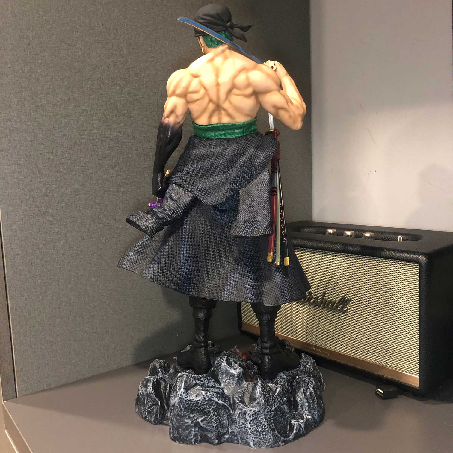 Mô hình Zoro cực ngầu 5 đầu 50 cm - One Piece