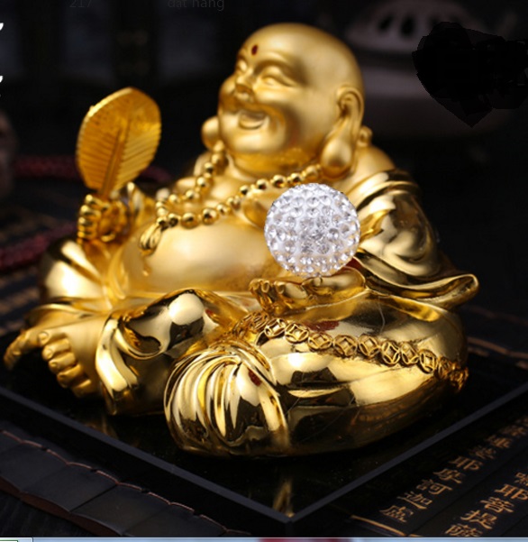 Tượng phật Di Lặc vàng ngọc đặt taplo ô tô cảm biến Xoay Cầu năng lượng mặt trời