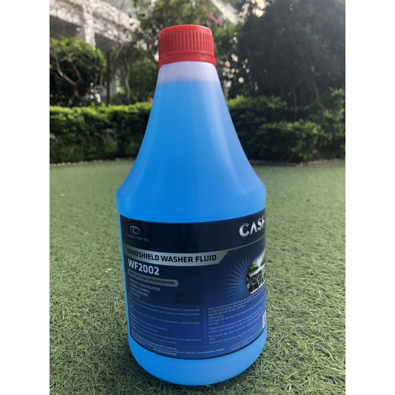 Combo 8 can nước rửa kính ô tô Thaco 2 lít