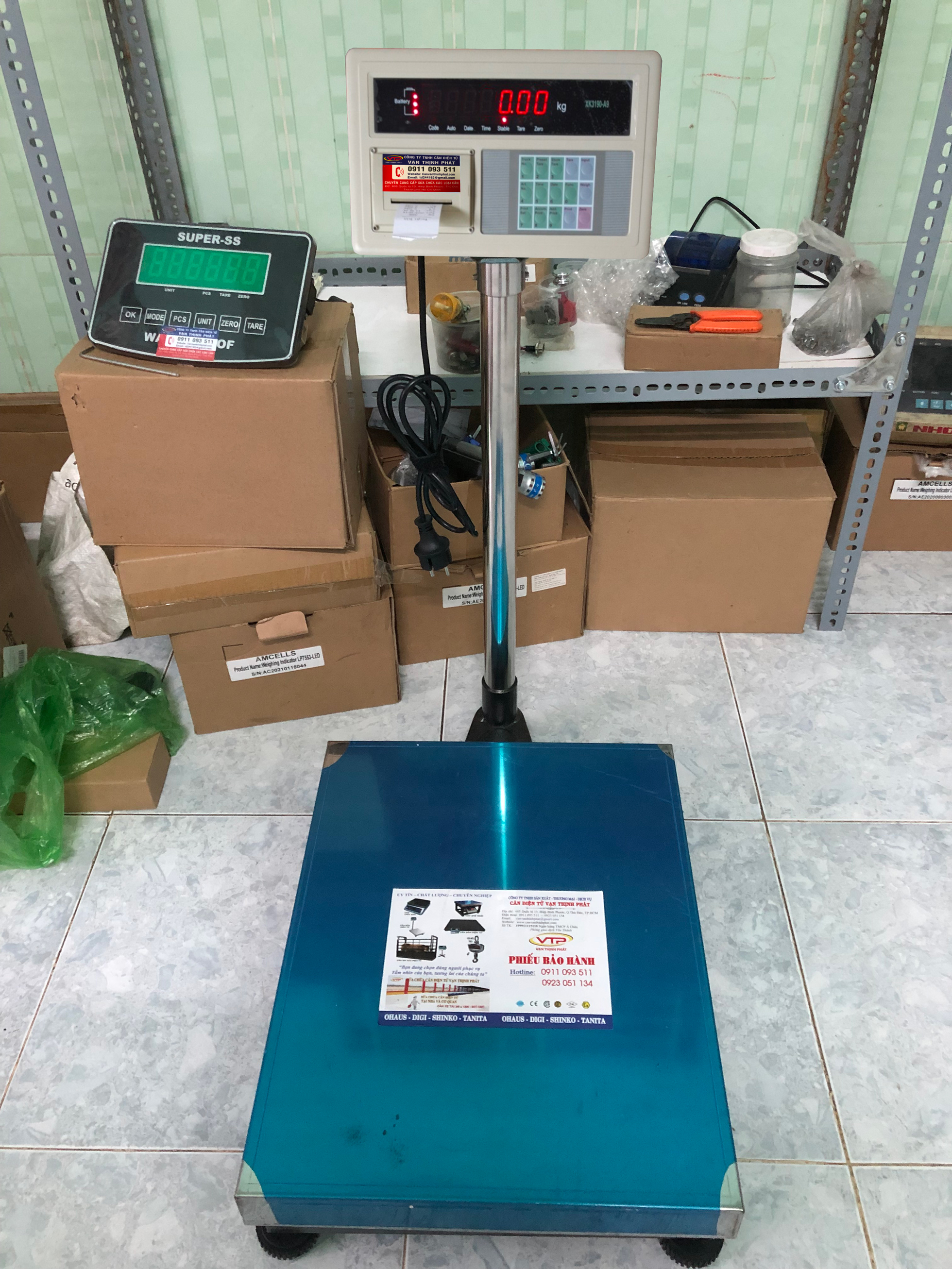 Cân Bàn Điện Tử XK-3190 A9 200 kg
