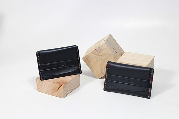 Couple Smile &amp; Smile8 Wallet Black