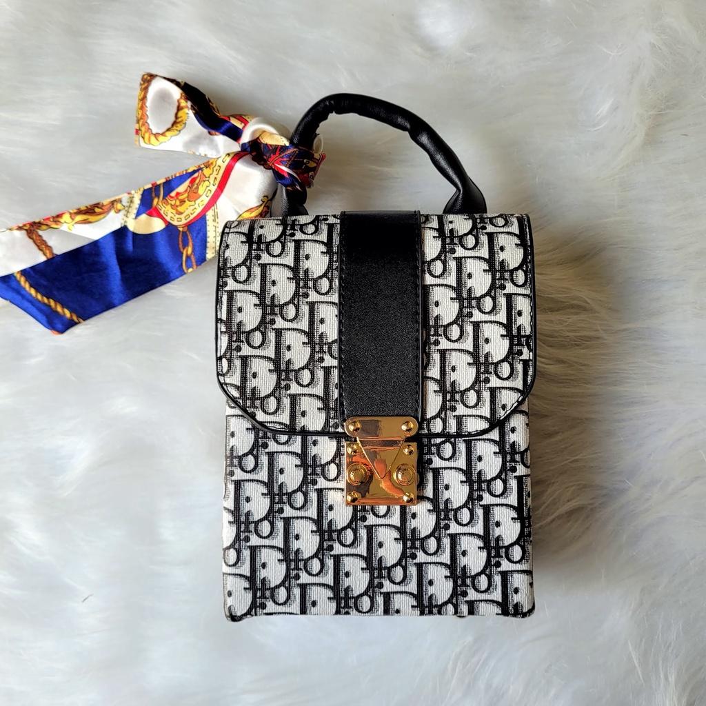 Túi xách, túi đeo vai nữ MiiZzu dáng cốp đi chơi, đi làm đựng điện thoại, mỹ phẩm size 17cm + Tặng khăn lụa