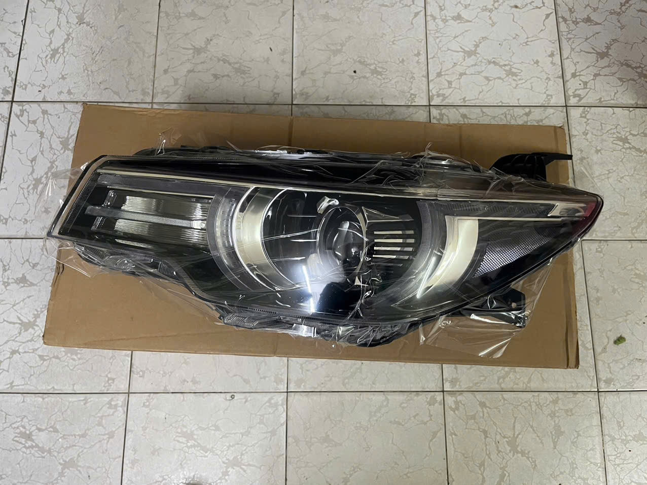 Đèn pha MG ZS (Bản Trung) 2020- Loại 11 Dây