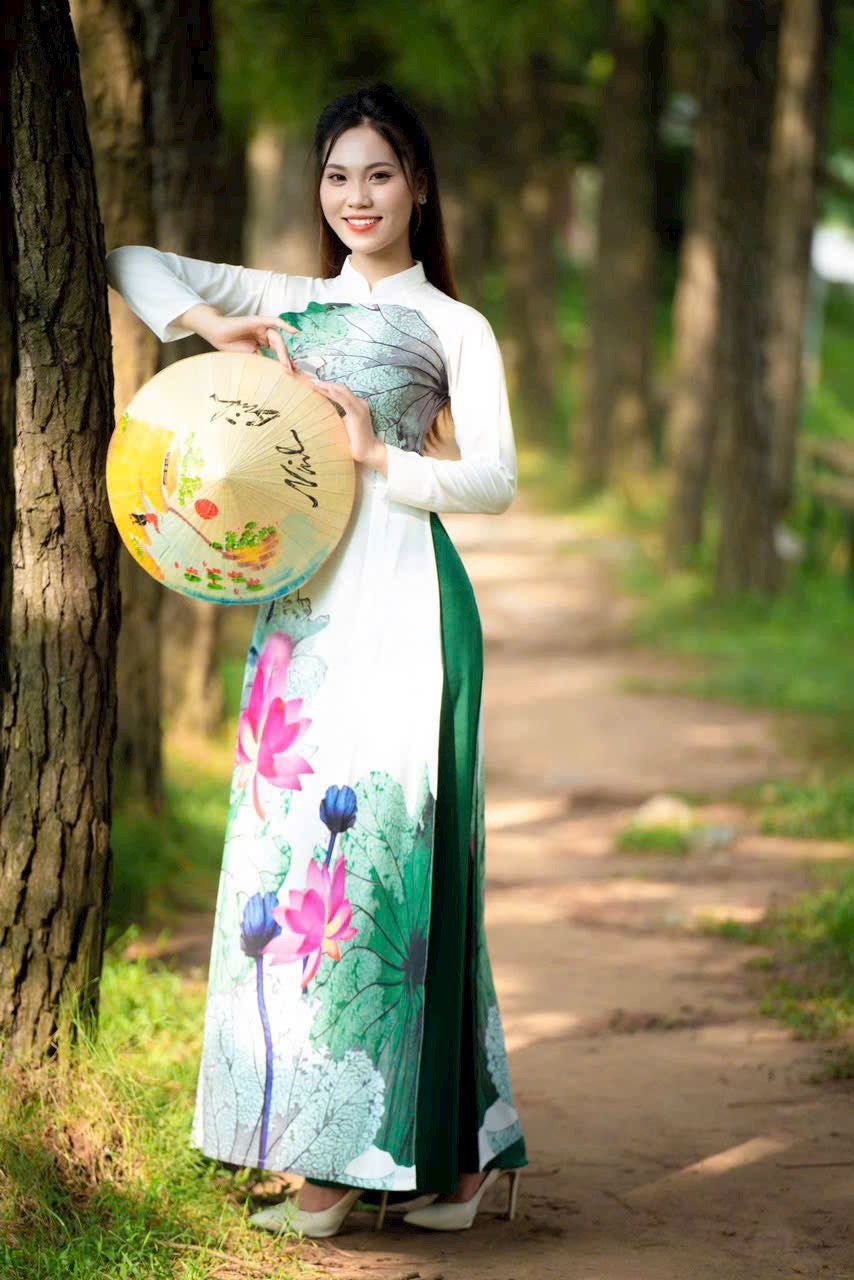 SÉT ÁO DÀI IN HỌA TIẾT HOA SEN SANG TRỌNG