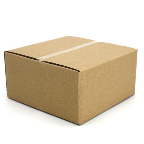 Hộp giấy P49 size 20x20x10 cm, thùng carton gói hàng Everest