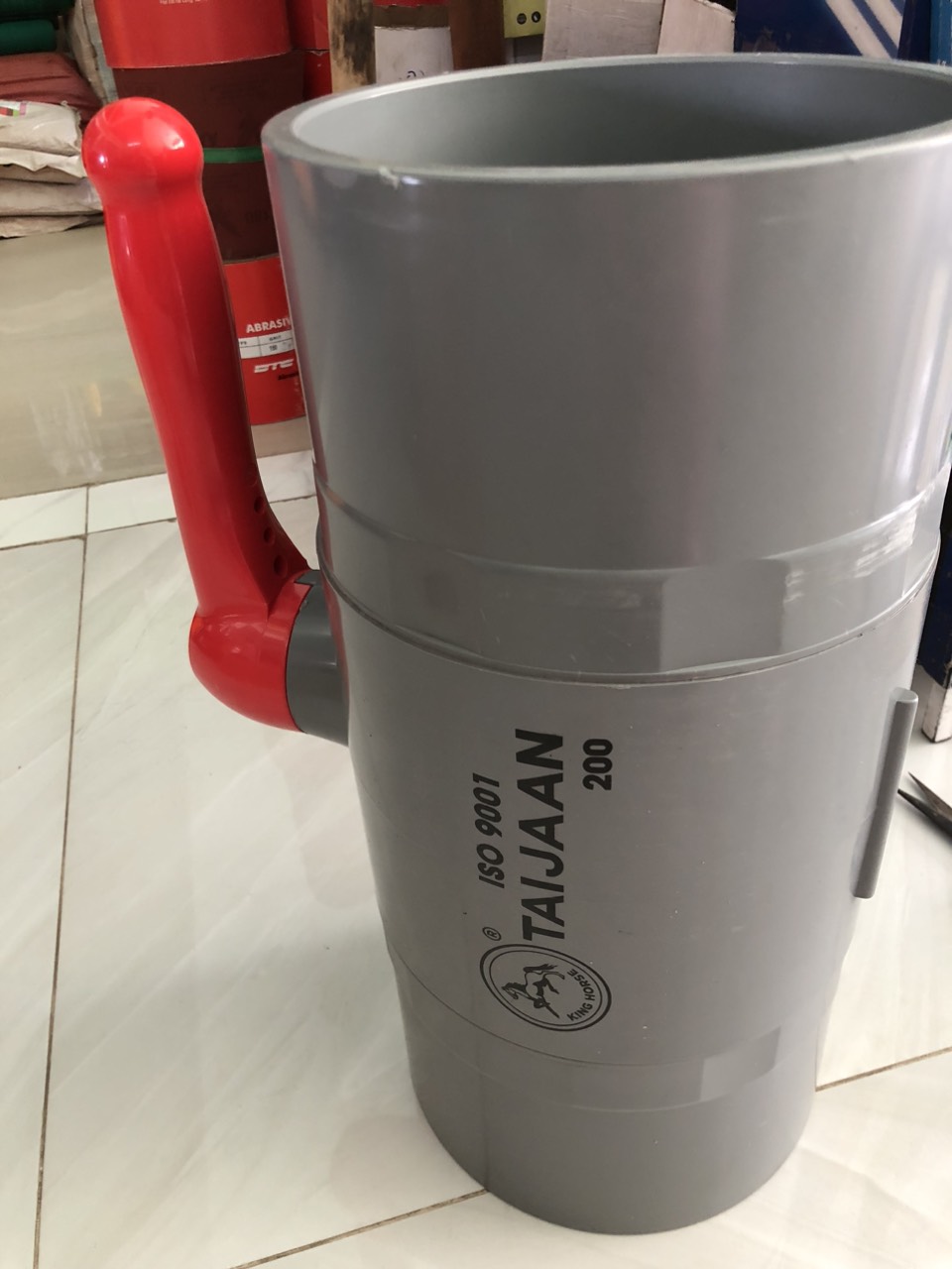 Van khóa PVC 200mm van nhựa size lớn Taijan