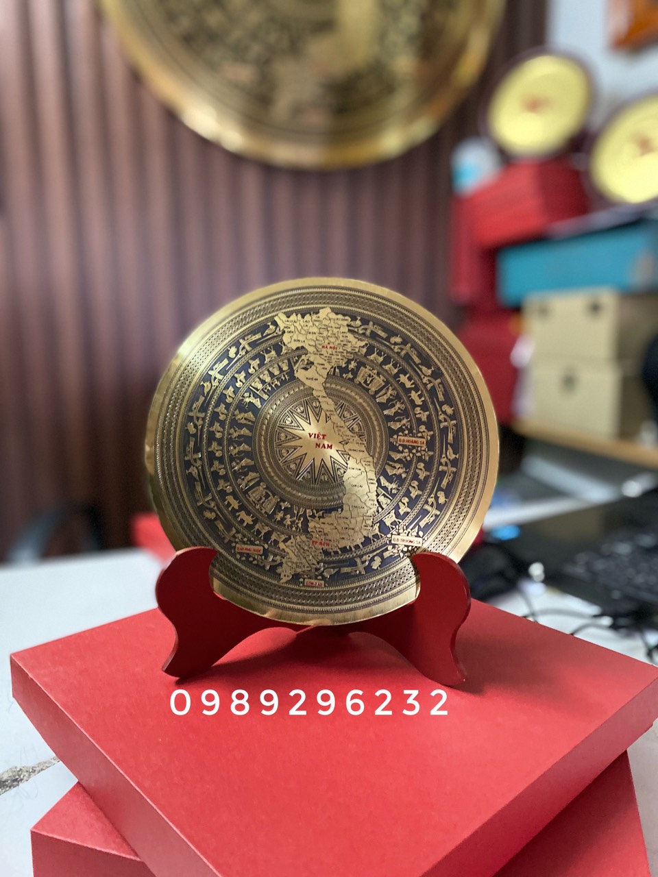 Sản phẩm mặt trống đồng quà tặng để bàn