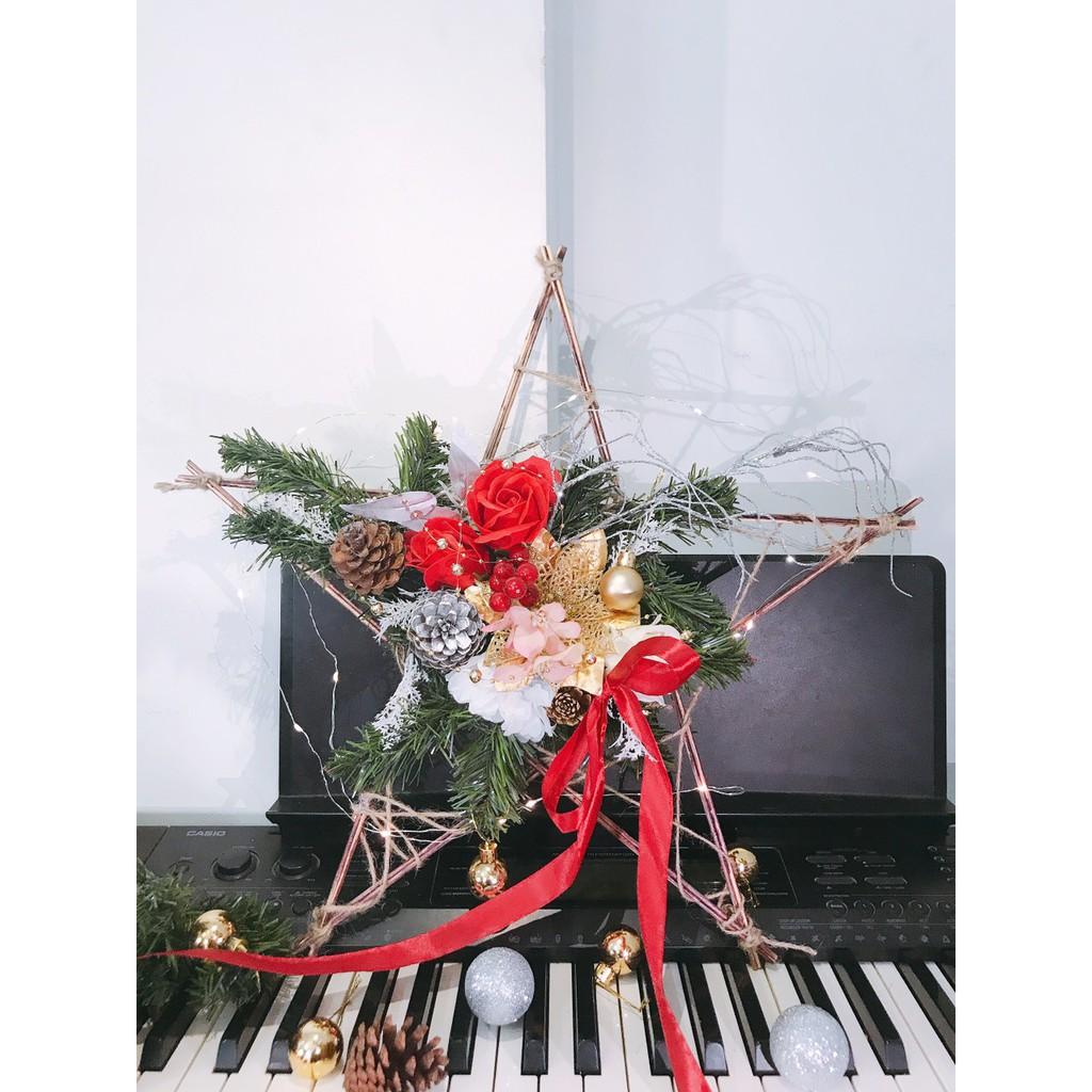 Trang Trí Noel Hình Ngôi Sao Tặng Dây Led