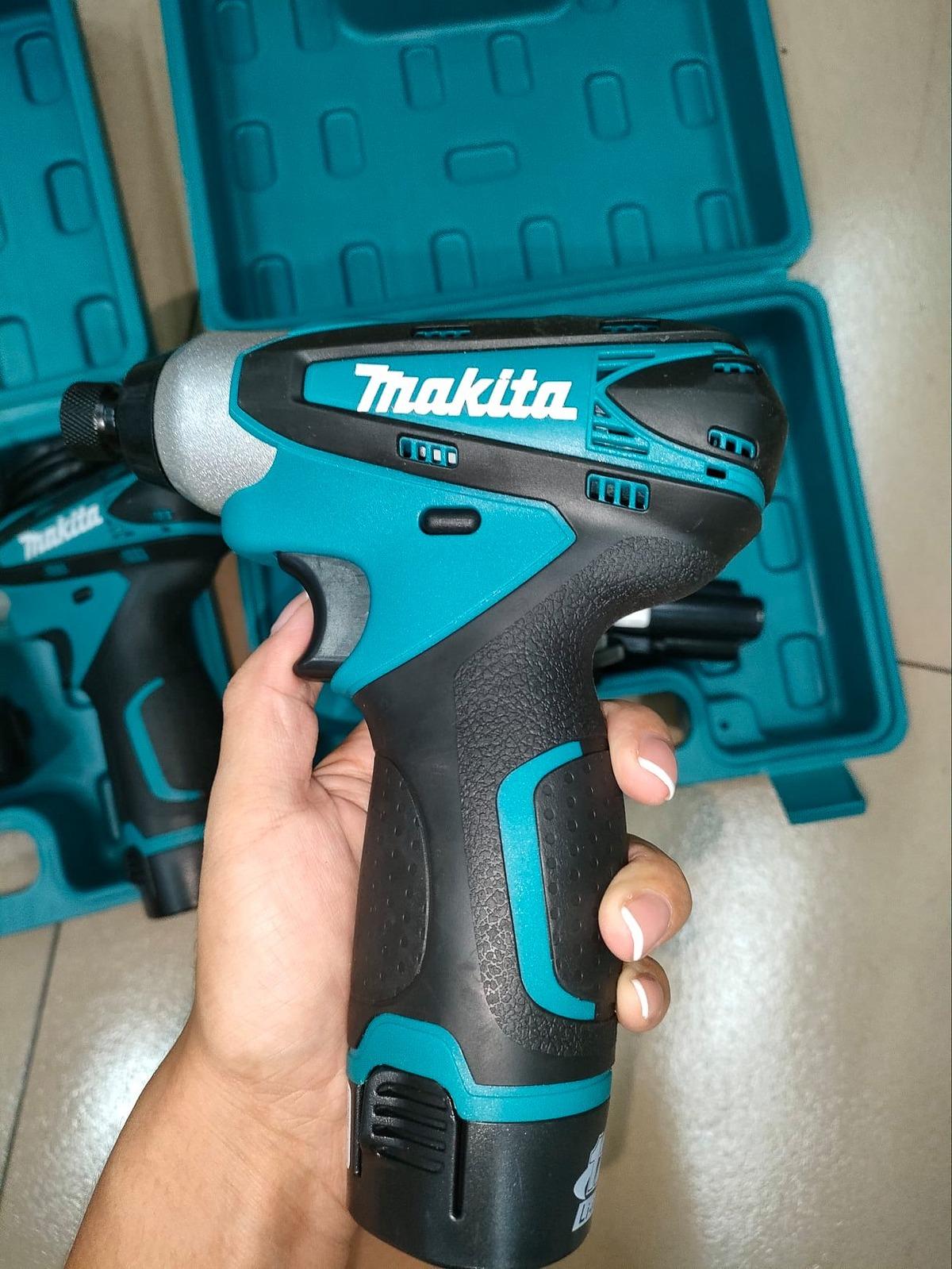MÁY VẶN VÍT DÙNG PIN 10.8V 90N.M MAKITA TD090DWE - HÀNG CHÍNH HÃNG