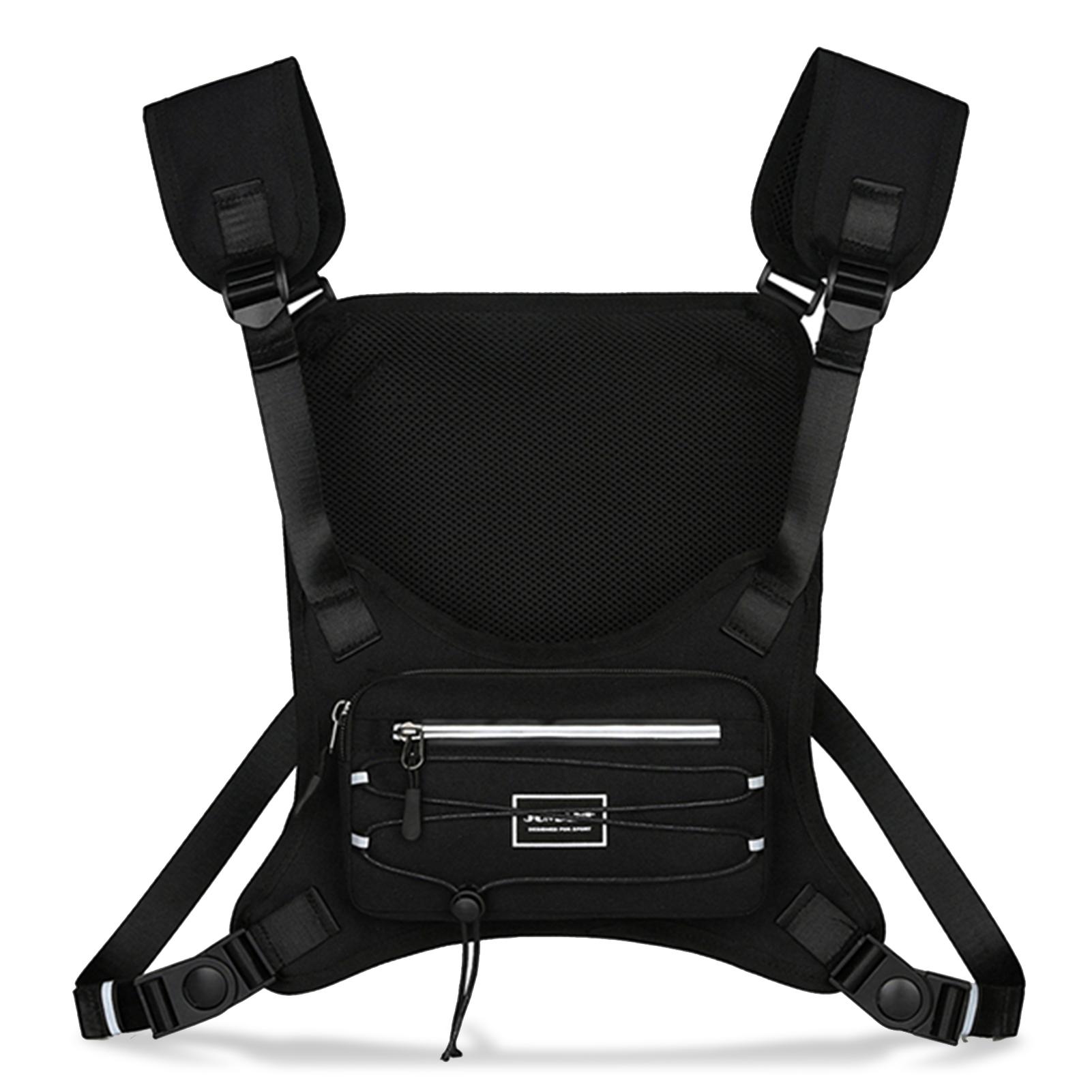 Áo khoác chạy bộ với dãy phản quang rộng, bằng vải oxford cao cấp chống mài mòn,Lớp lót lưới thoáng khí mang lại cảm giác thoải mái tối đa.