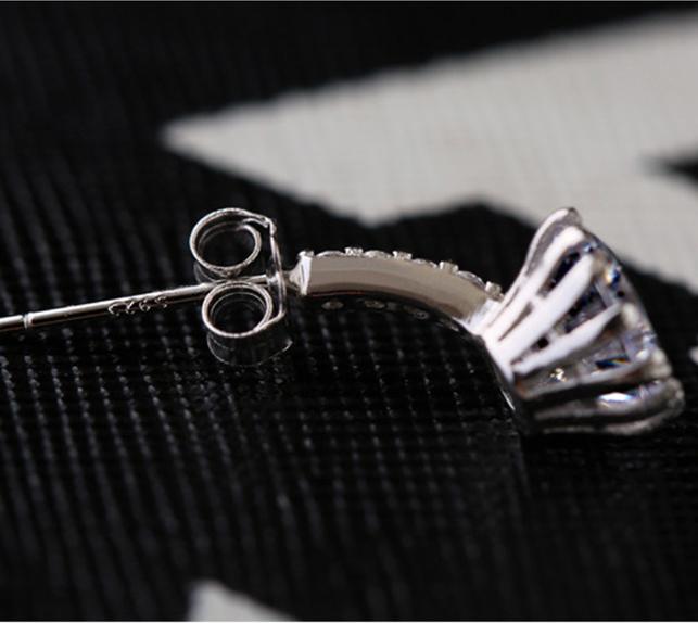 Bông tai nạm đá zircon lấp lánh BHBT346
