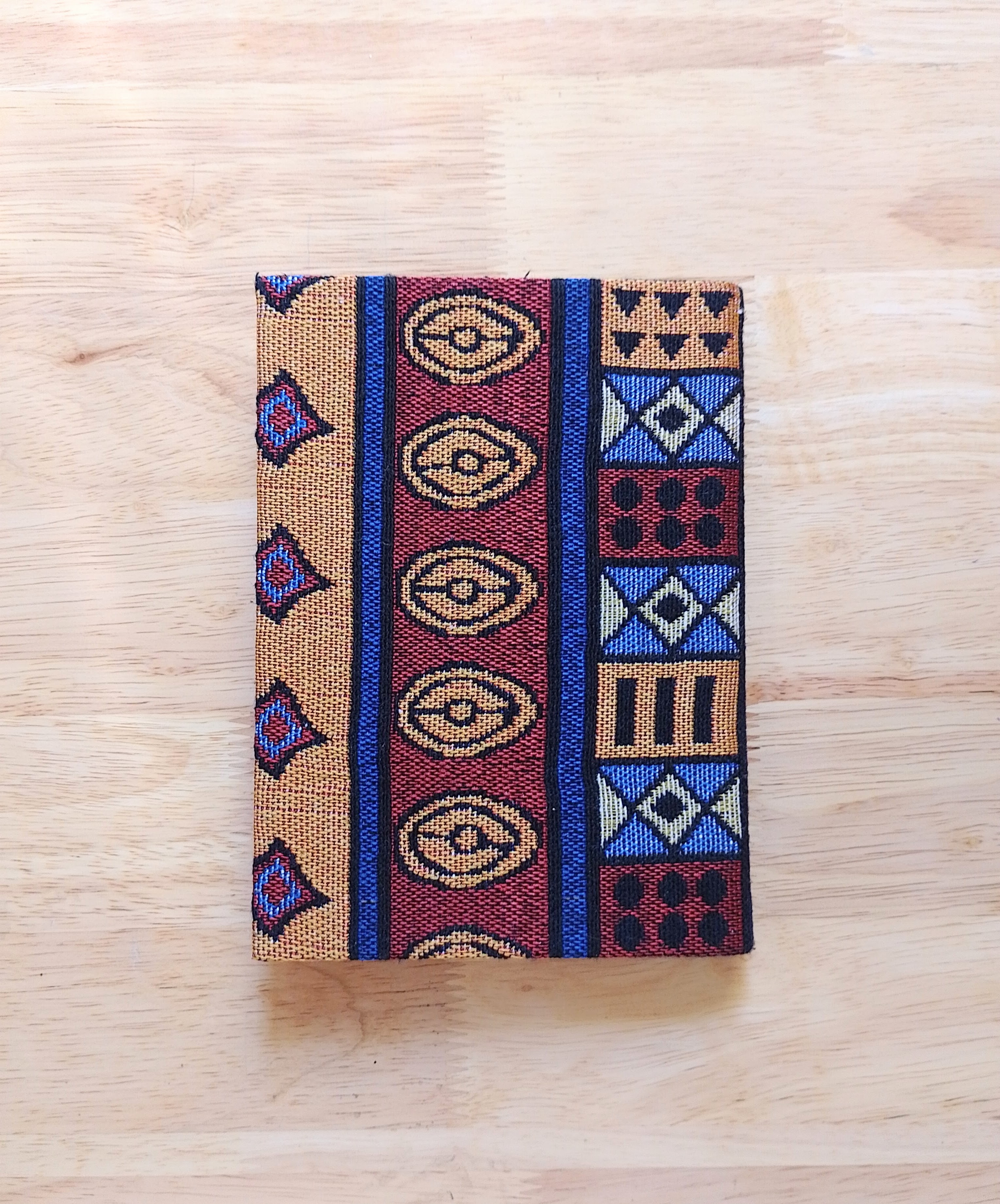 Sổ Tay Handmade Bìa Vải Thổ Cẩm, Khổ Dùng Cho Ghi Chép, Viết Nhật Kí, Làm Quà Tặng.