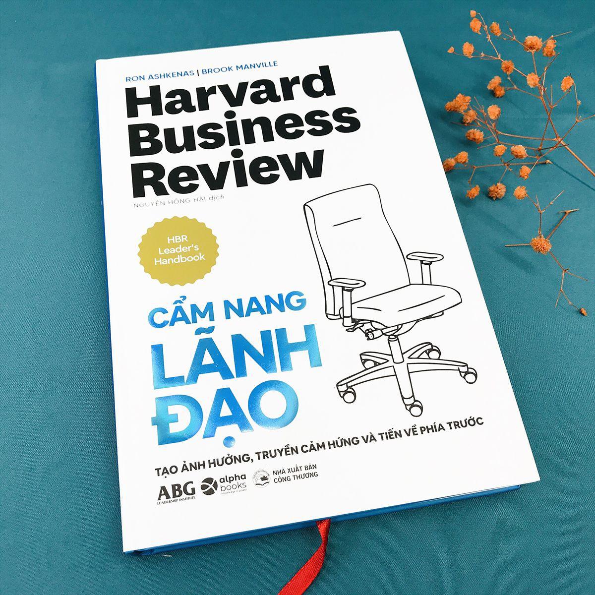 Sách - Harvard Business Review - Cẩm nang lãnh đạo - Tạo ảnh hưởng, truyền cảm hứng và tiến về phía trước (bìa cứng)