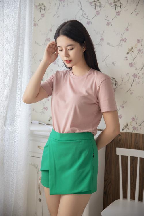 Quần váy xanh hai tà Hoa Việt