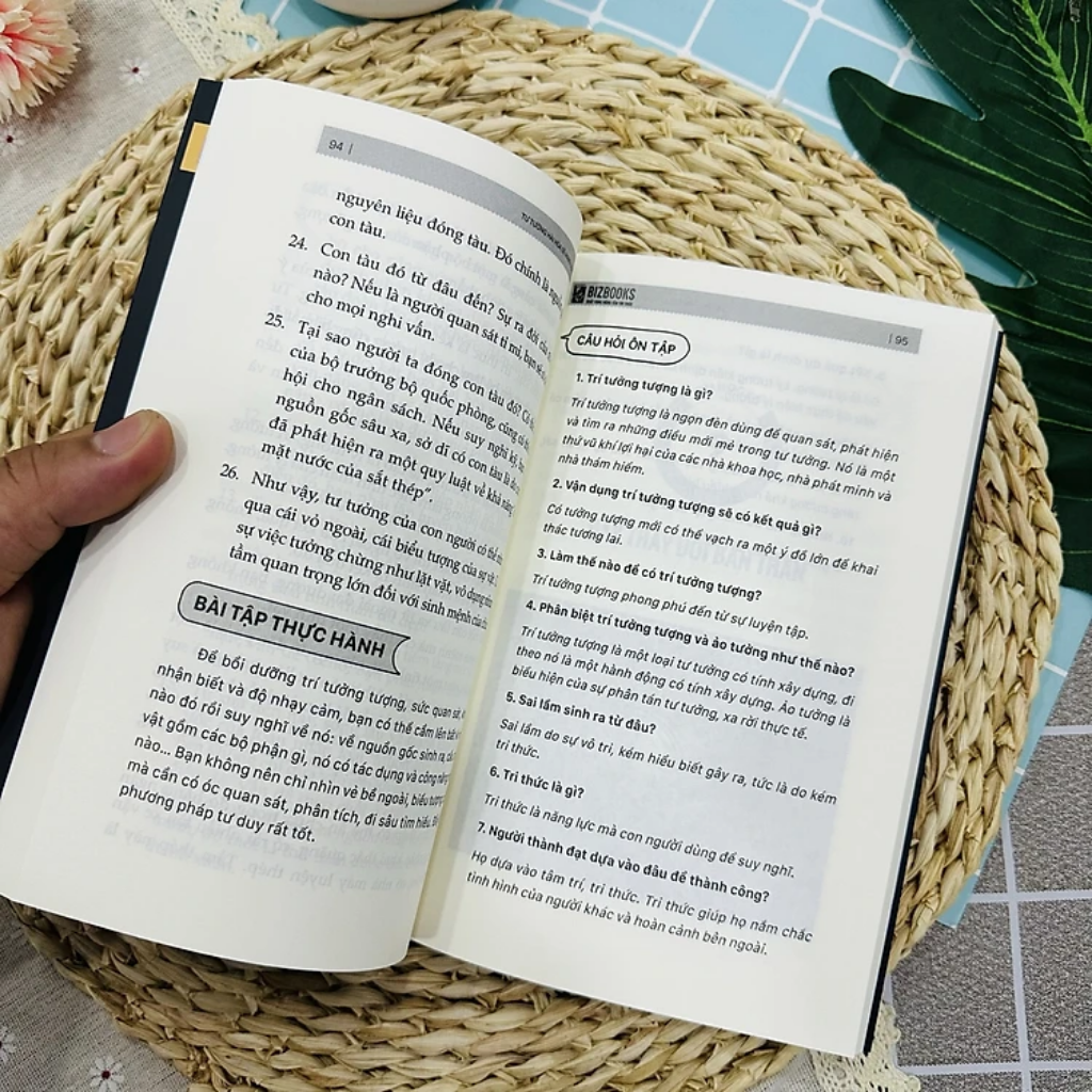 [Nhập 1212B15K giảm 15K đơn 199K] Sách - 24 Bài Học Thần Kì Nhất Thế Giới - MCBooks
