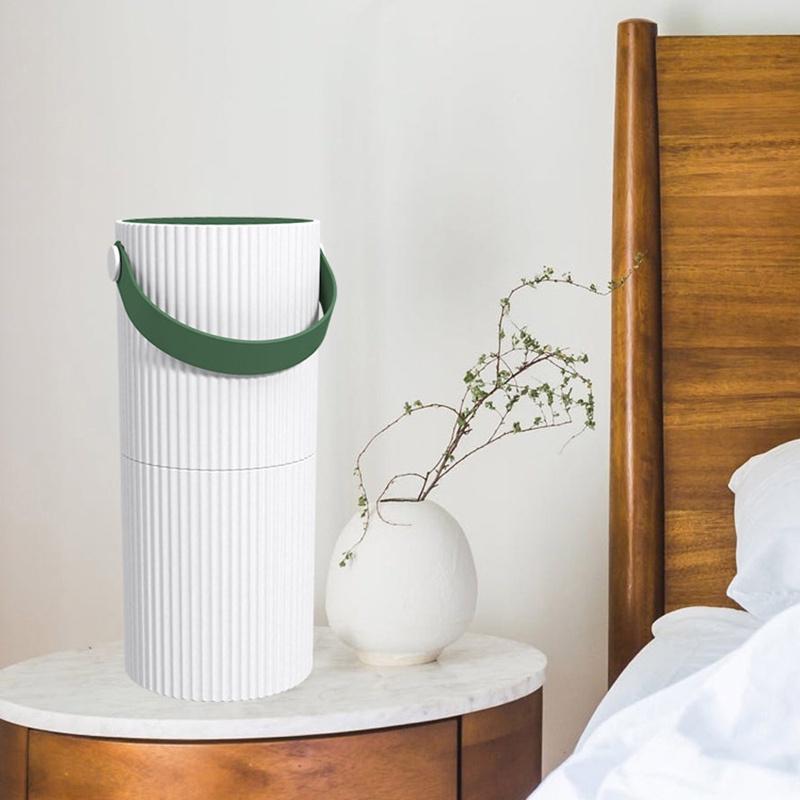 Máy lọc không khí mini bằng ion âm tiện dụng cho xe hơi