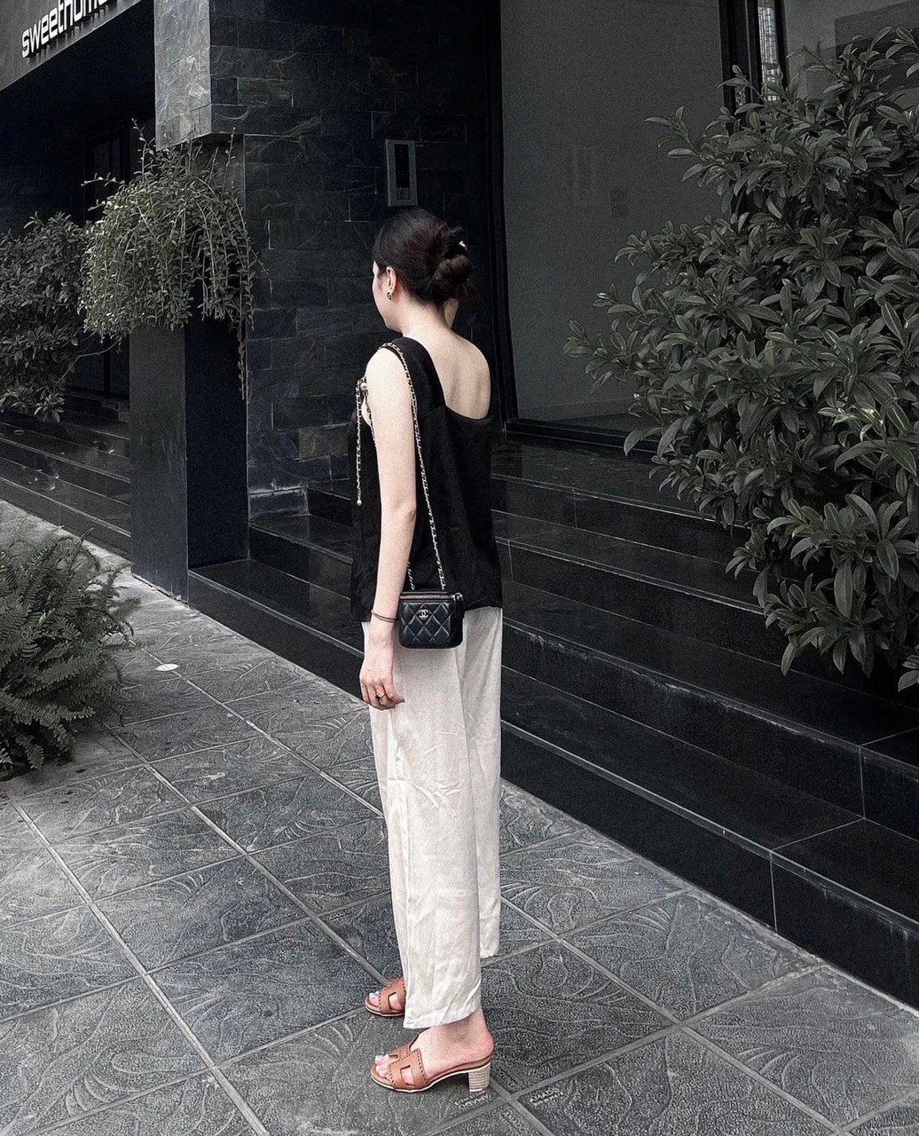 Set áo lụa xoắn vai + quần sớ dài nữ SETN568
