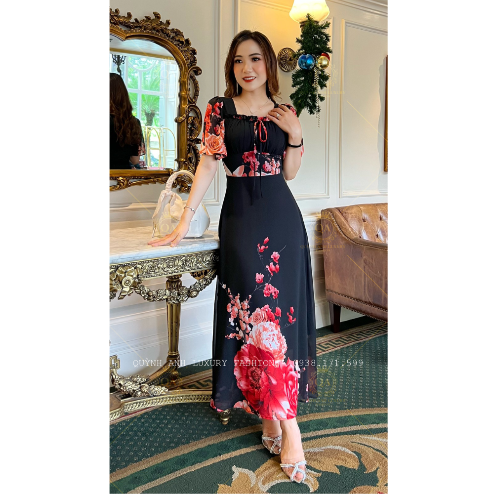 Đầm Xoè Hoa 3D Đen Cổ Vuông Dập Ly Tay Loe Voan Cao Cấp Sandra Dress