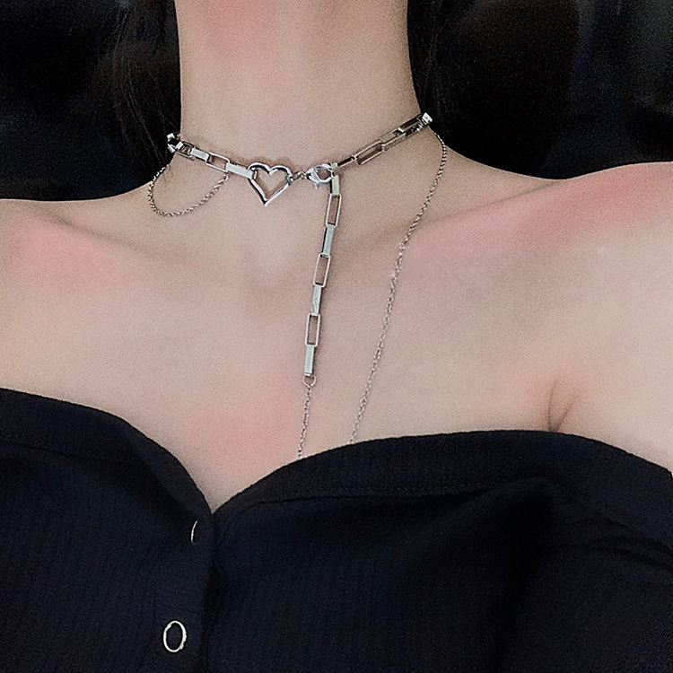 Vòng cổ choker nữ trái tim có sợi