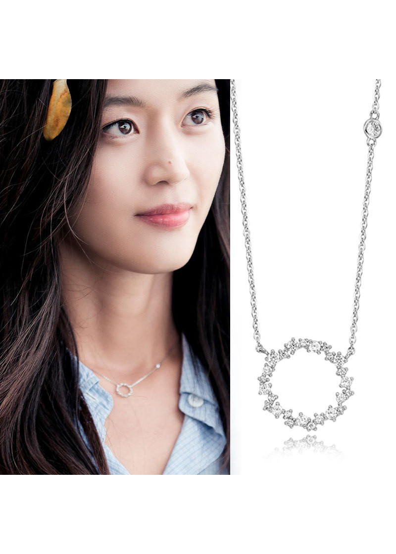 Dây chuyền mặt tròn Huyền thoại biển xanh