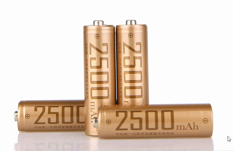 Bộ Sạc Pin AA AAA + 4 Pin AA 2500mAh FB (Hàng nhập khẩu)