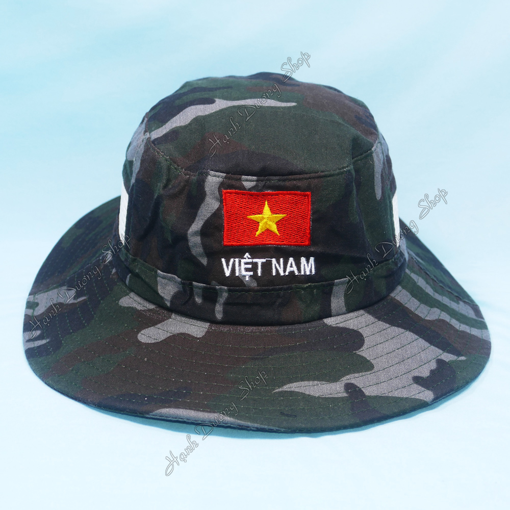 Nón tai bèo nam rộng vành thêu lá cờ Việt Nam, chất liệu vải kaki bền đẹp, bên hông có 2 lỗ thông gió - Hạnh Dương