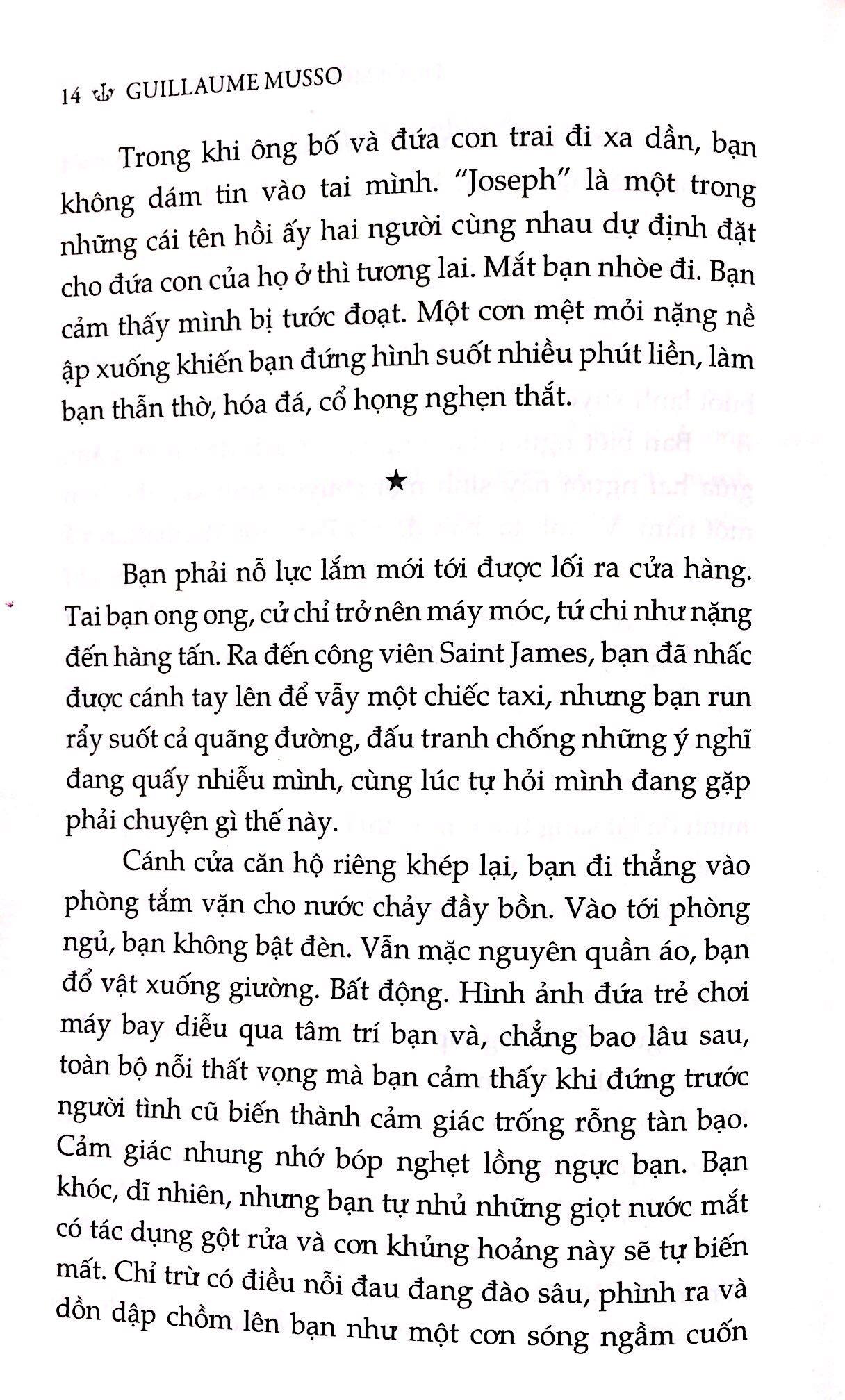 Sách Dưới Một Mái Nhà Ở Paris