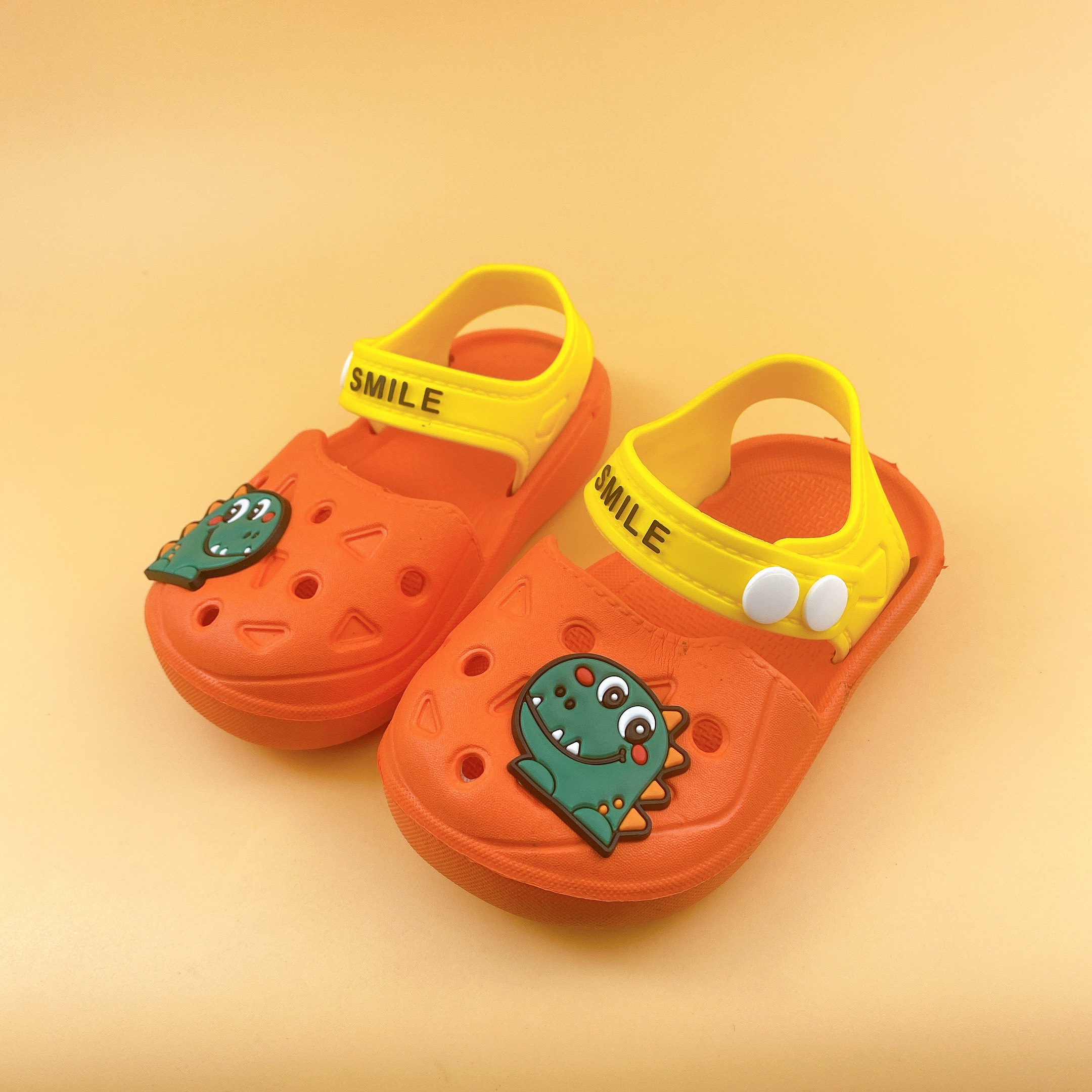 Dép quai hậu cho bé, sandal Smile 3902 siêu nhẹ đế chống trơn trượt