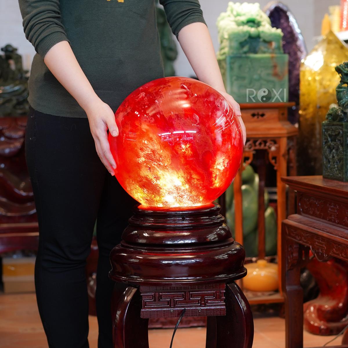Quả Cầu đá obsidian đỏ 33,8kg - 30,8cm + đôn xoay tự động