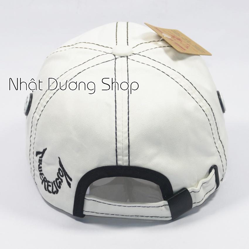 Mũ lưỡi trai ,Nón kết thêu mặt da Địa. Bàn đẹp sang trọng phù hợp cho cả nam và nữ yêu thích nón xịn.