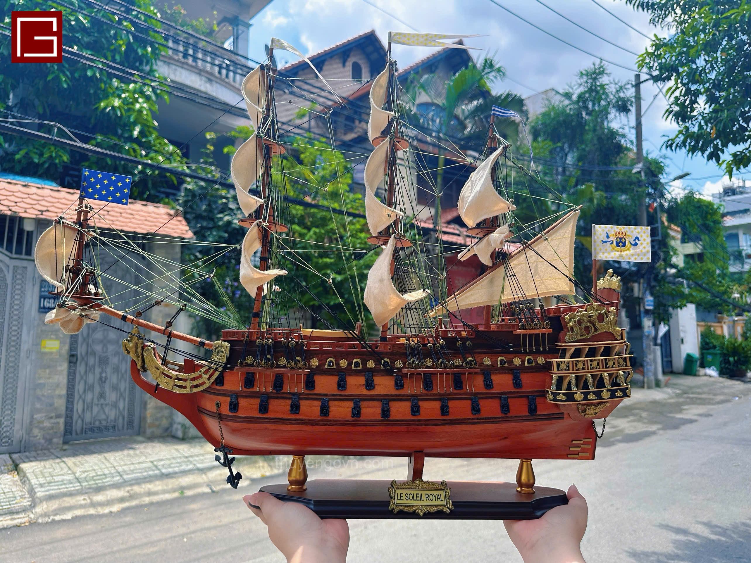 Thuyền gỗ Soleil Royal, mô hình thuyền gỗ phong thủy gỗ tràm nhiều kích thước, hàng thủ công chính hãng