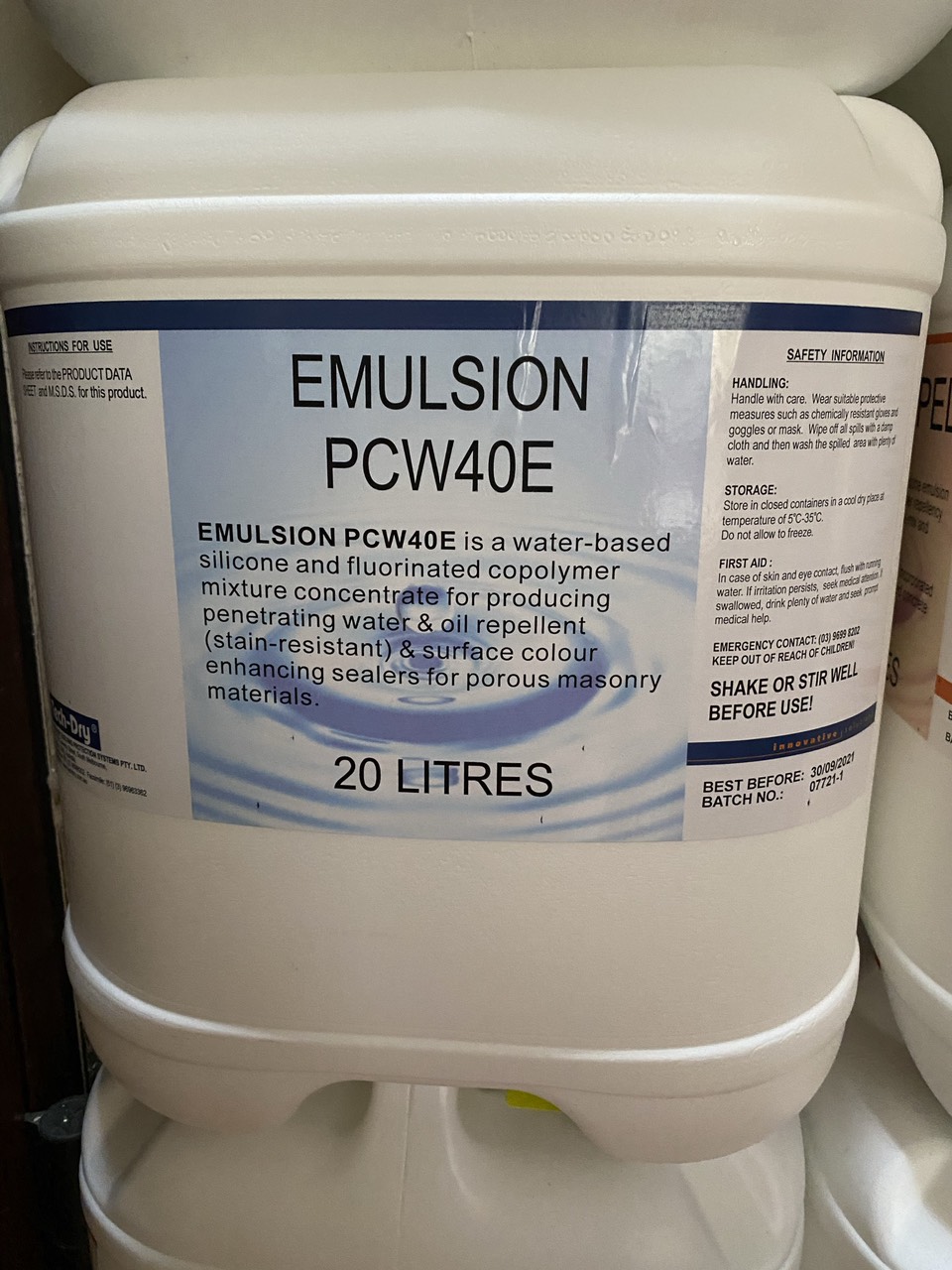 Emulsion PCW40E: Siêu bóng - Chống thấm- Chống bám bẩn