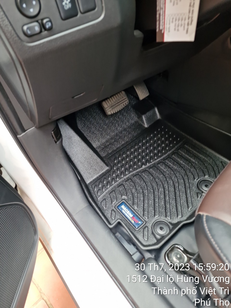 Thảm lót sàn xe ô tô Mitsubishi Xpander New Nhãn hiệu Macsim chất liệu nhựa TPE hàng loại 2