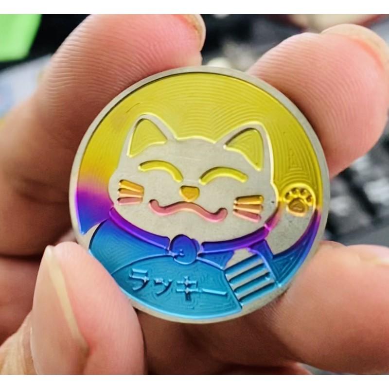 Logo sticker mèo titan may mắn 2,8cm