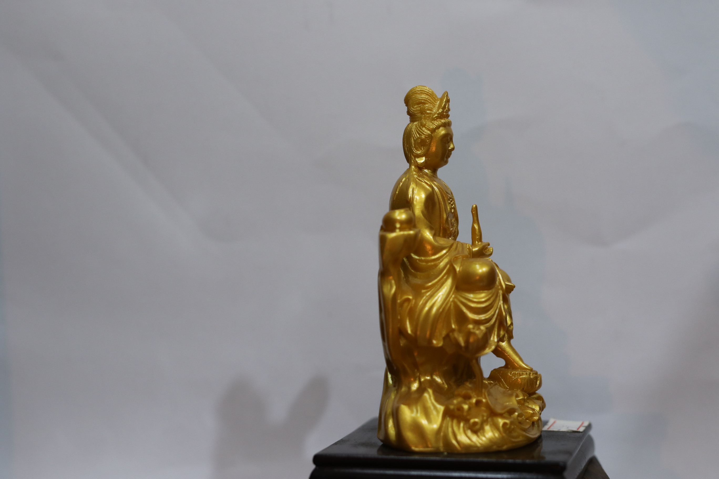 Tượng Quán Âm Tự Tại- Đạp Đài Sen