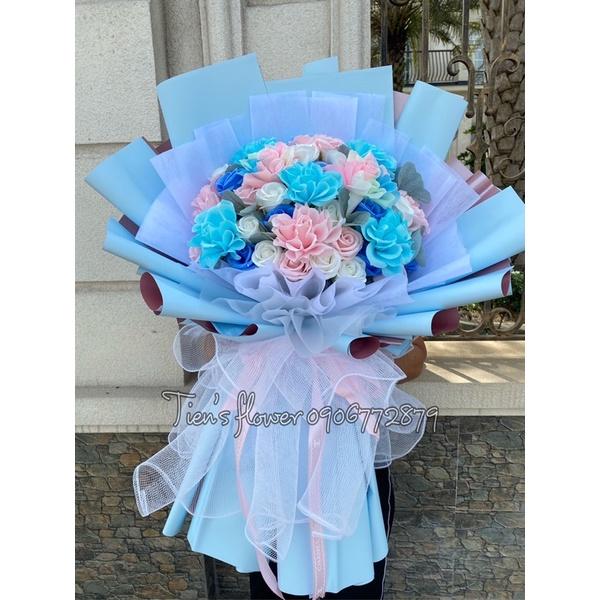 Bó hoa sáp dạ quang phối cùng hoa sáp cao cấp tông pastel