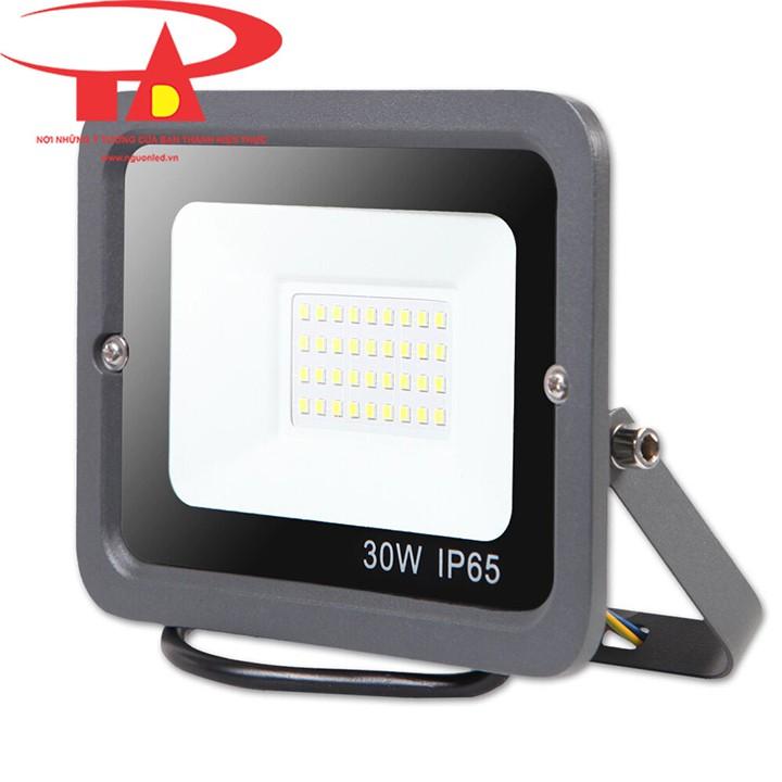 Đèn pha led năng lượng mặt trời 30w - SFL30