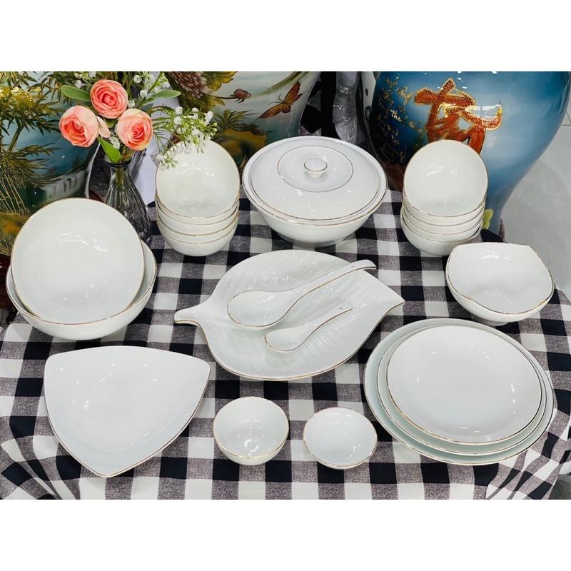 Set bát đĩa men trắng ngọc vẽ vàng. Gốm sứ Bát Tràng.