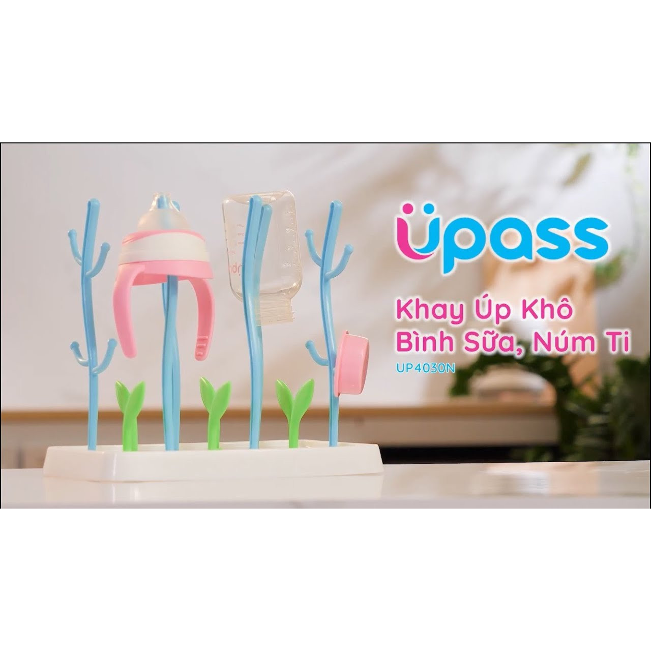 Gía Úp Bình Sữa, Núm Ti UPASS UP4030N Cho Mẹ Và Bé-Chất Liệu Nhựa Không Chứa BPA An Toàn Cho Bé