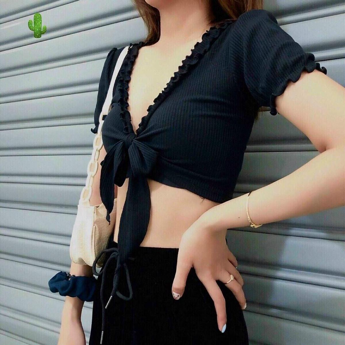 Áo thun croptop cổ V phối bèo tay ngắn sexy cho nữ dưới 55kg co giãn nhiều ôm body aloha thời trang