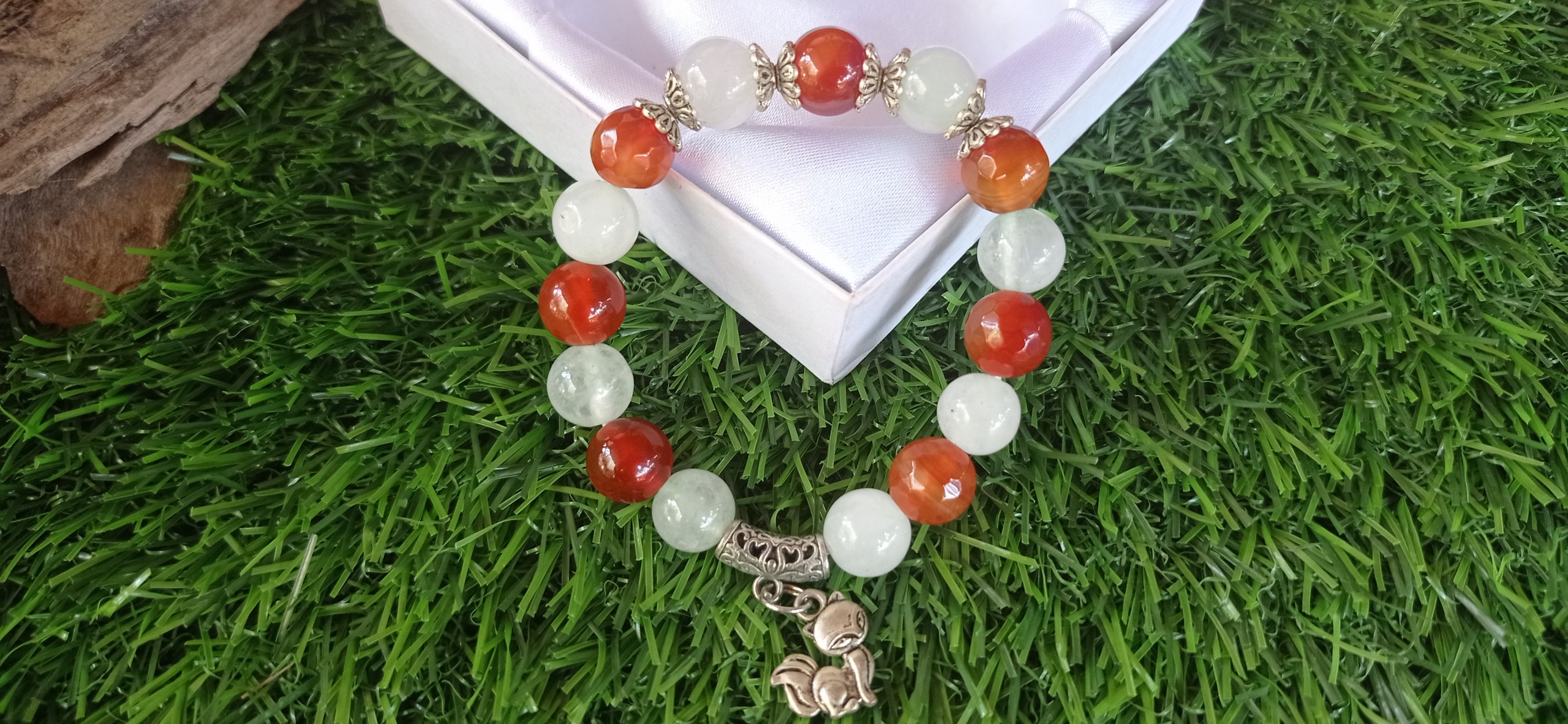 Vòng Tay Đá Thạch Anh Mix Nhiều màu - Vòng đeo tay Phong Thủy Hỗ Trợ sức khỏe, Chất liệu đá HEMATITE tự nhiên, Kèm bản PHOTOCOPY giấy kiểm định, Kèm TÚI NHUNG