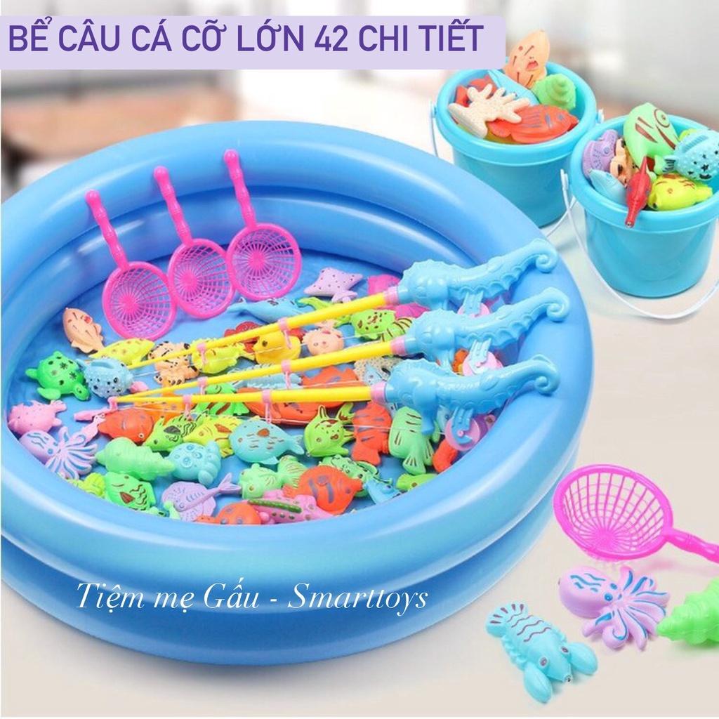 ĐỒ CHƠI CÂU CÁ 42 CHI TIẾT COLORFUL MAGNETIC FISHING TOYS SET CÓ GẮN NAM CHÂM KÈM BỂ PHAO, CẦN CÂU VÀ XÔ ĐỰNG CHO BÉ