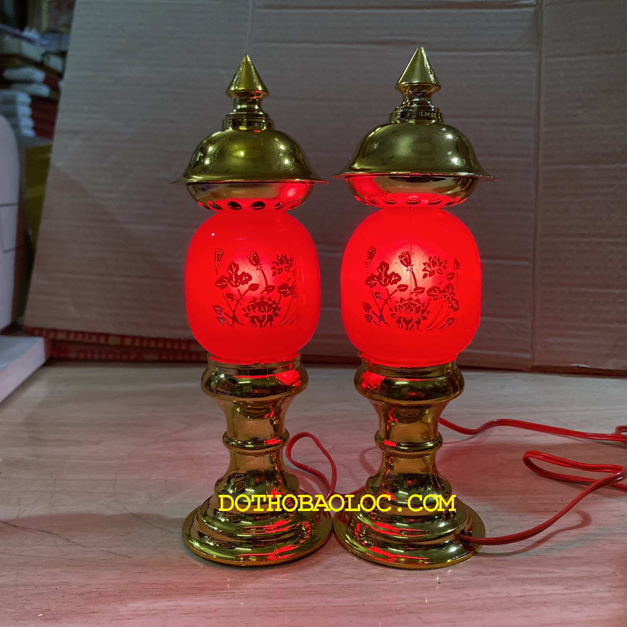 Đèn thờ phú quý cao 22cm ngang 7cm
