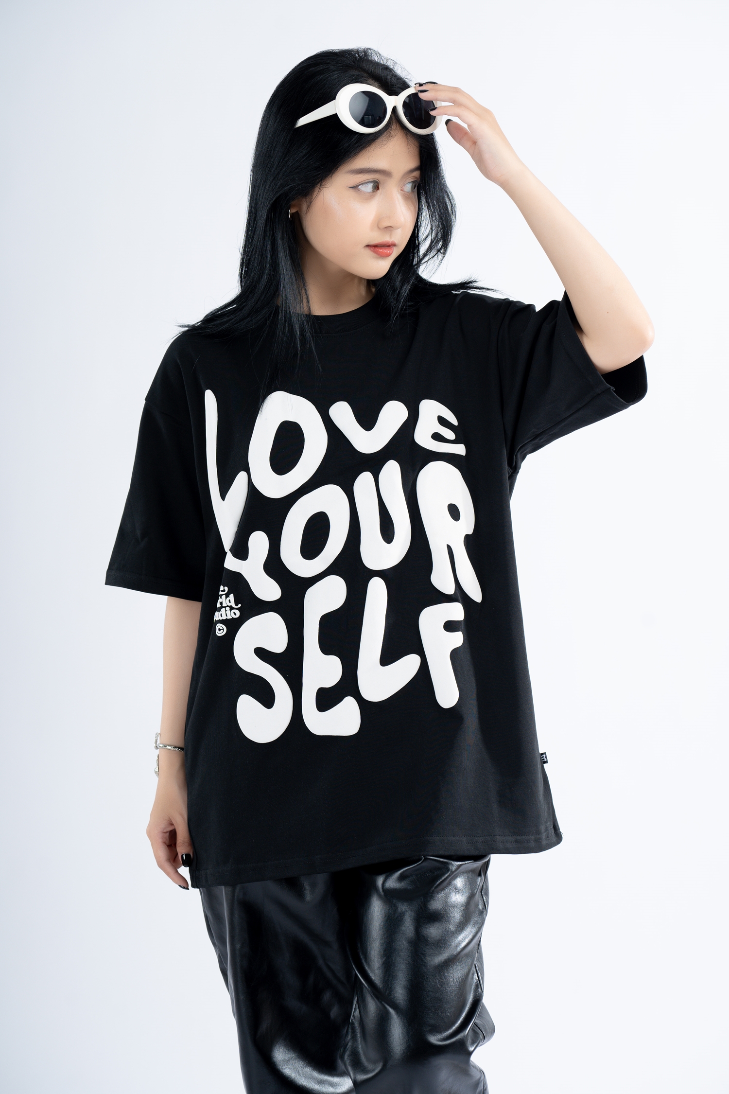 Áo Thun Local Brand Teeworld Love Yourself Premium T-shirt Nam Nữ Form Rộng Unisex