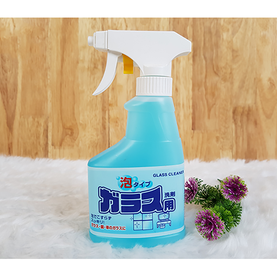 Combo Cây Lau Kính Cán Dài + Chai Xịt Vệ Sinh Kính Rocket Kobini Nhật Bản (300Ml)